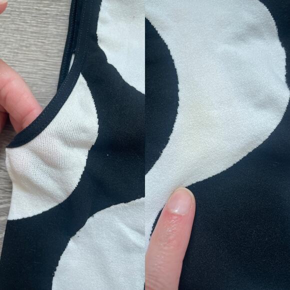 BEBE Vtg 90's Blk + White Mod Stretchy Sleeveless Top Sz M/L 60's Retro Indie - Picture 8 of 8